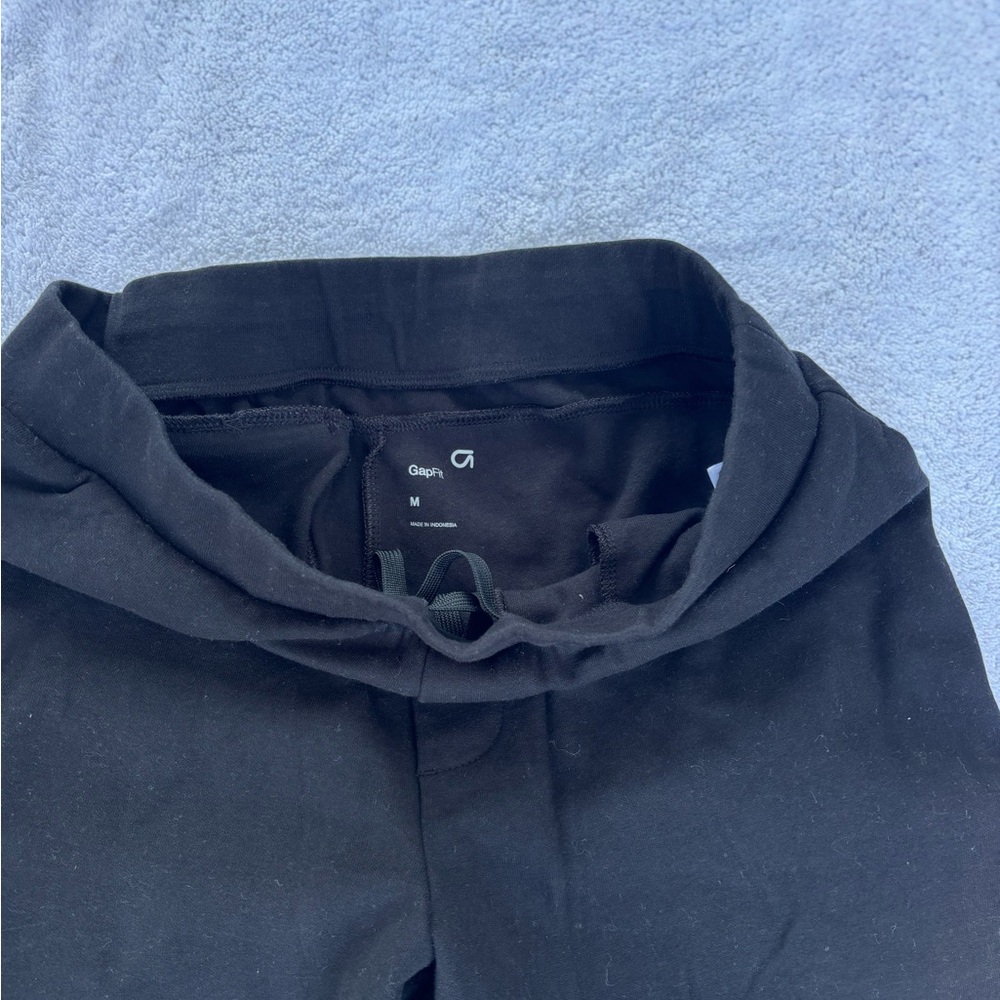 GAP Black Hooded Jacket with Full-Length Zipper and Ribbed Cuffs